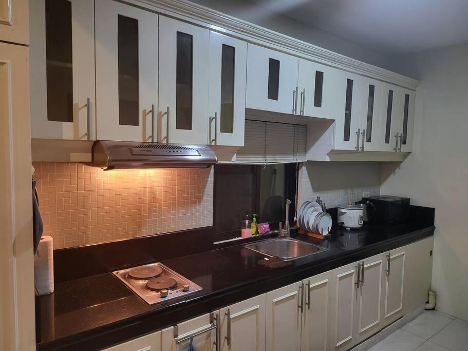 Kandi Resort-Type Spacious 1 Bedroom With Netflix And Free Housekeeping Анхелес Экстерьер фото
